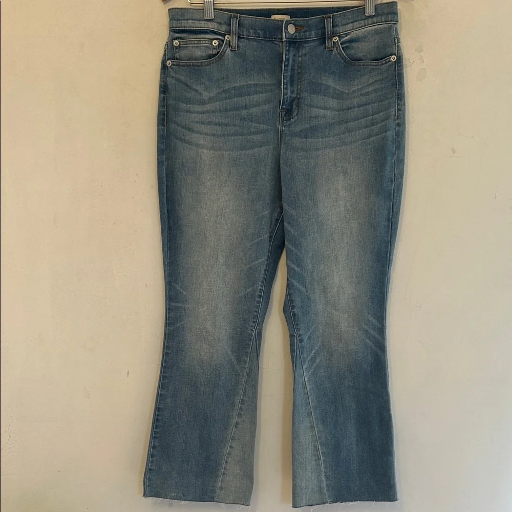 Cremieux Classic Women's  Flare Blue Jeans Size 12 EUC